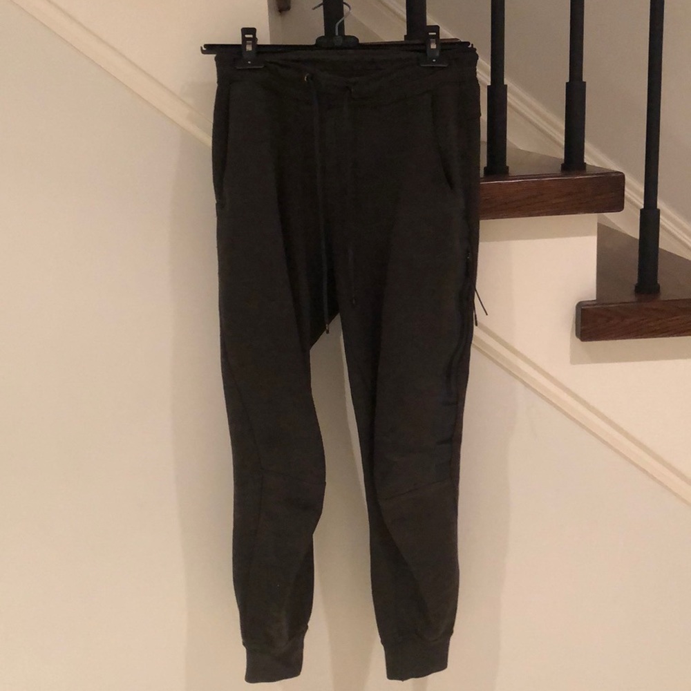 Nike Slim Fit Joggers with Pocket Size S Women’s